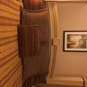 Meet your Posher, Norma